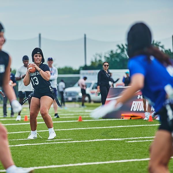 img-football-camp-qb-training